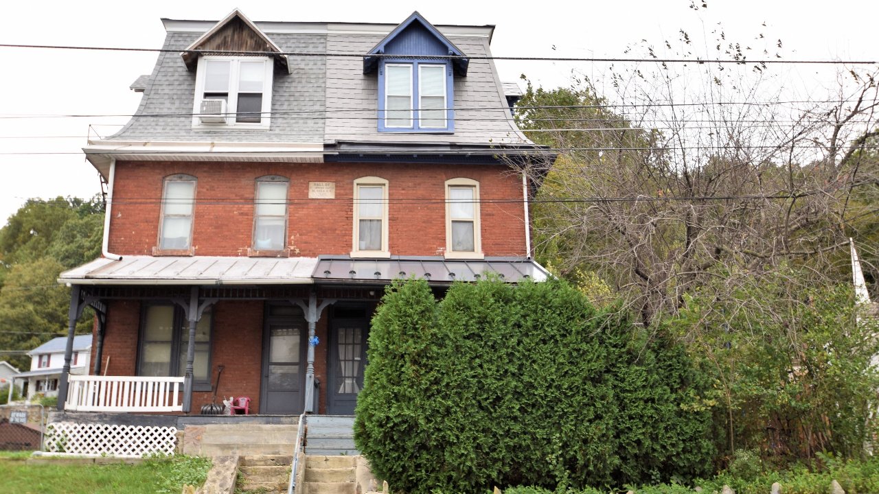 3206 Perkiomen Ave, Reading, PA, 19606 Scene 1