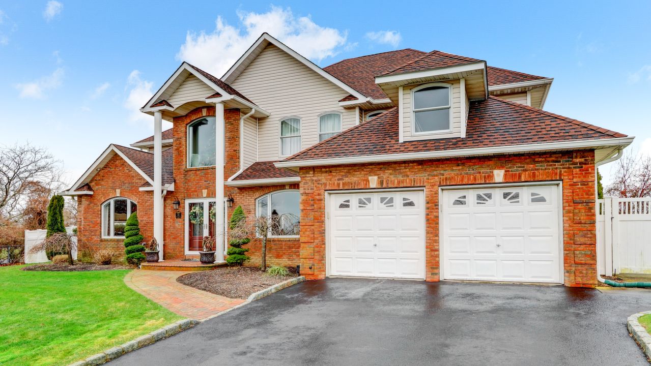 196 Pace Dr S, West Islip, NY, 11795 Scene 2