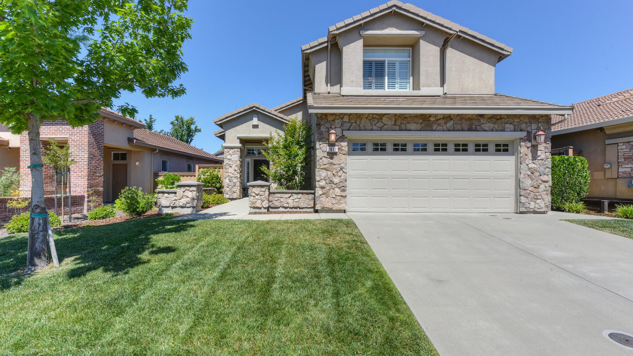 2017 Horseshoe Glen Cir., Folsom, CA, 95630 Scene 2