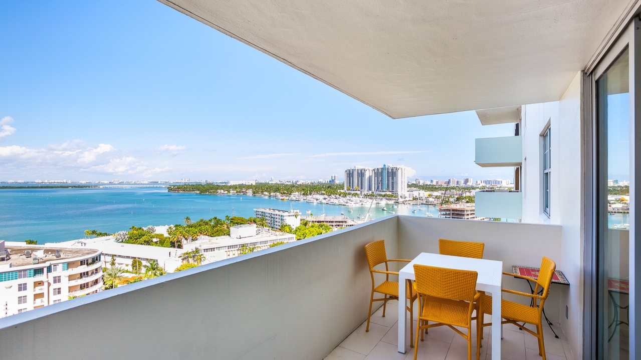 Island-Terrace-#15A-04