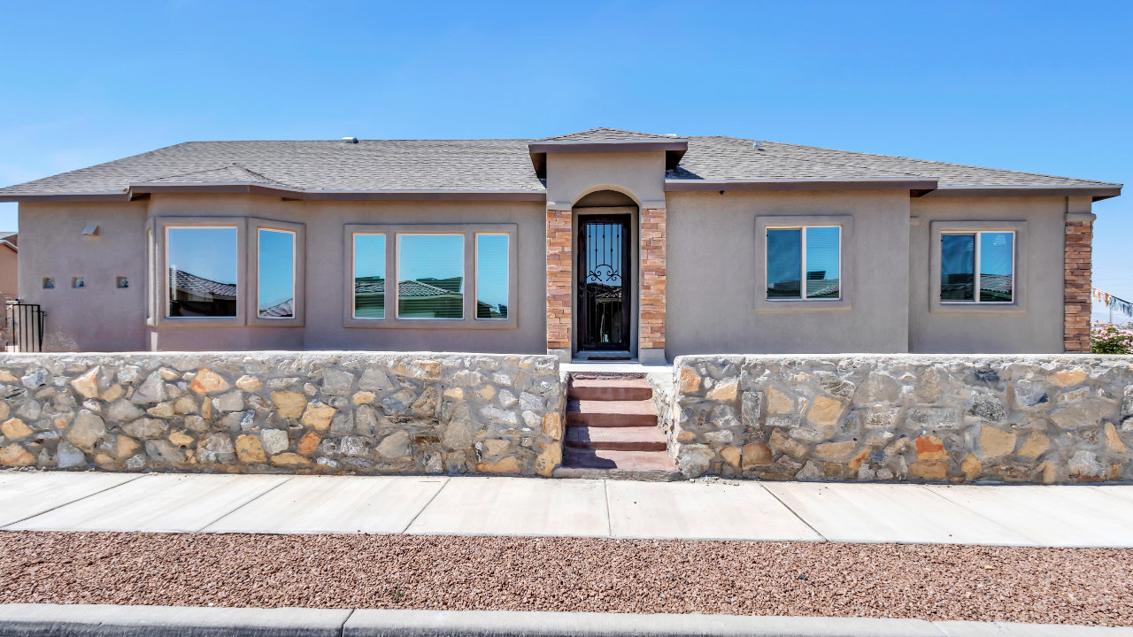 14212 William Rodriguez, El Paso, TX, 79928 Scene 3