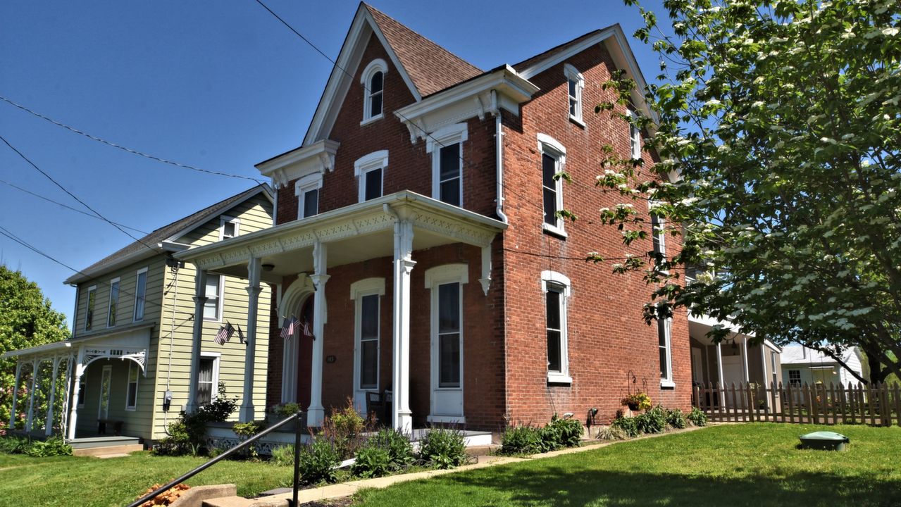 145 Hoffmansville Rd, Barto, PA, 19504 Scene 1