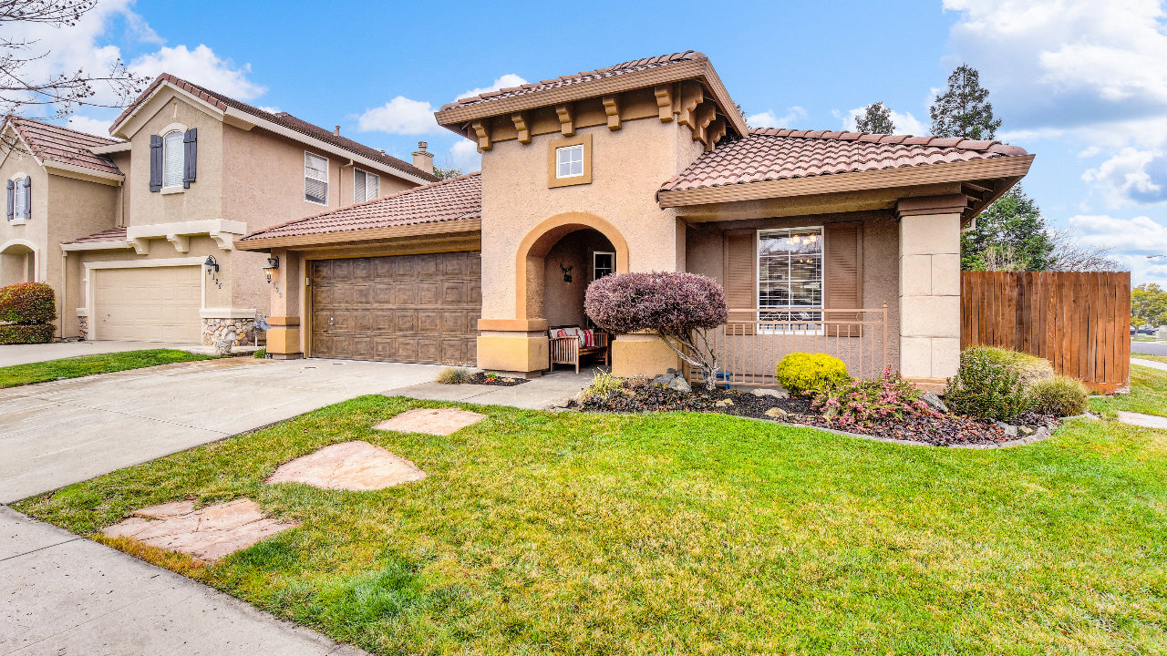 133 Arabian Way, Roseville, CA, 95678 Scene 3