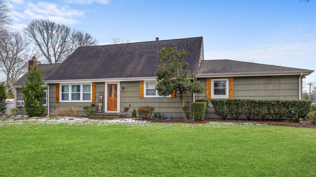 2 Darling Ave, Smithtown, NY, 11787 Scene 2