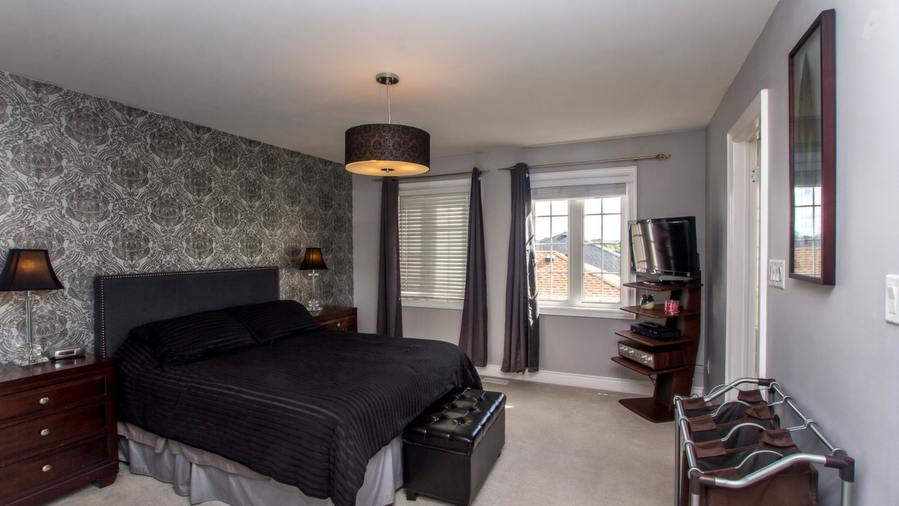 103 Rolling Hills Lane, Bolton, ON, L7E1T8 Scene 4