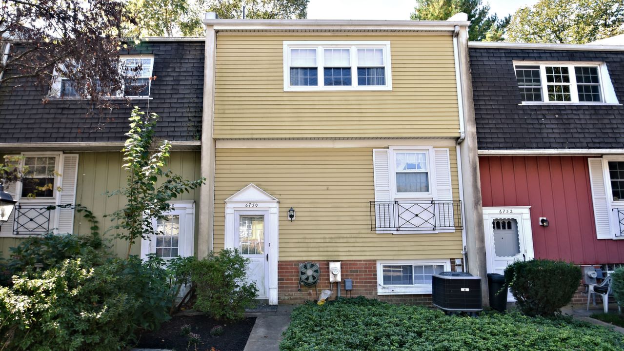 6750 Emlen St #10, Philadelphia, PA, 19119 Scene 1