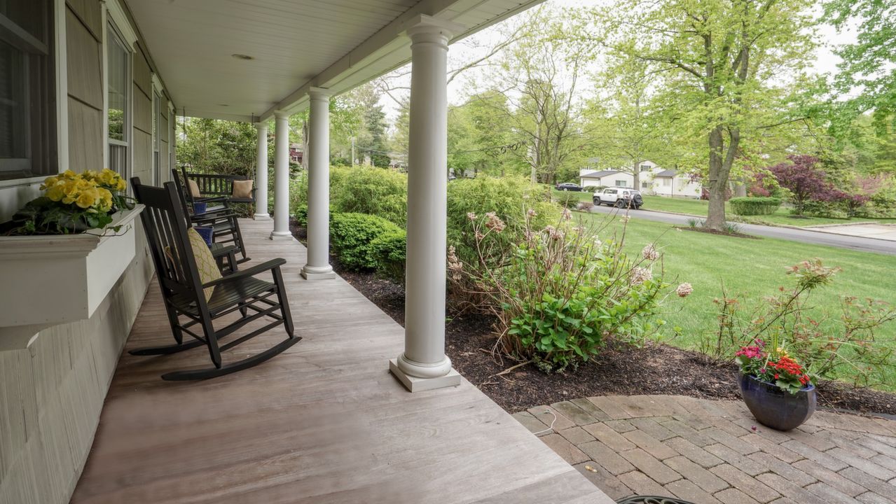 12 Southvale Ave, Little Silver, NJ, 07739 Scene 2