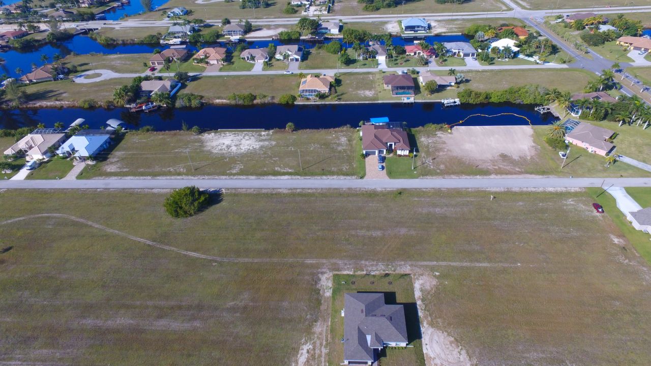 1028 NW 38th, Cape Coral, FL, 33993 Scene 2