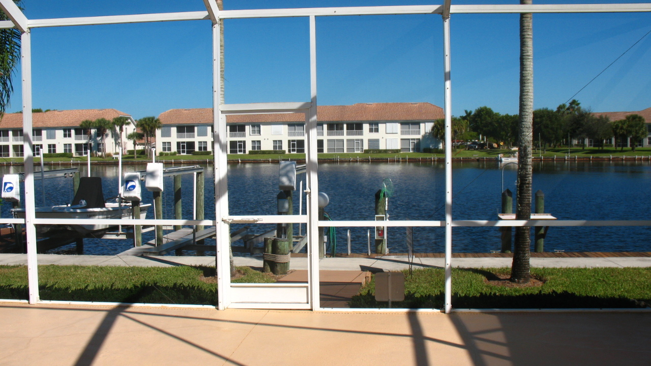 Lanai Water View