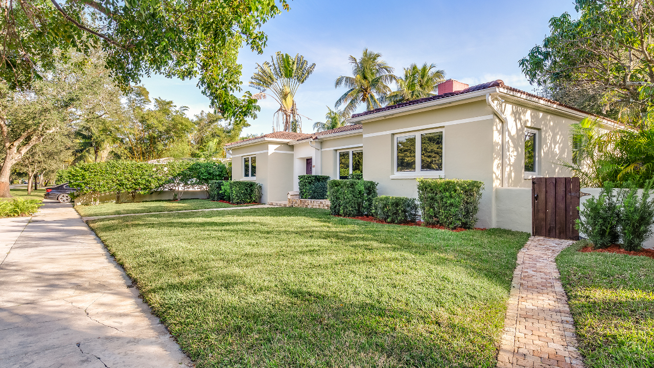 262-NE-93rd-St-02