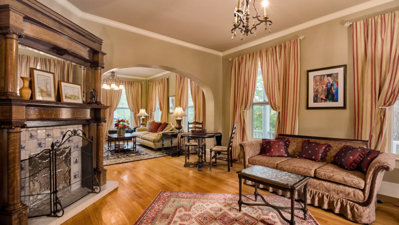 8 and 12 Lookout Cir, Eureka Springs, AR, 72632 Scene 3