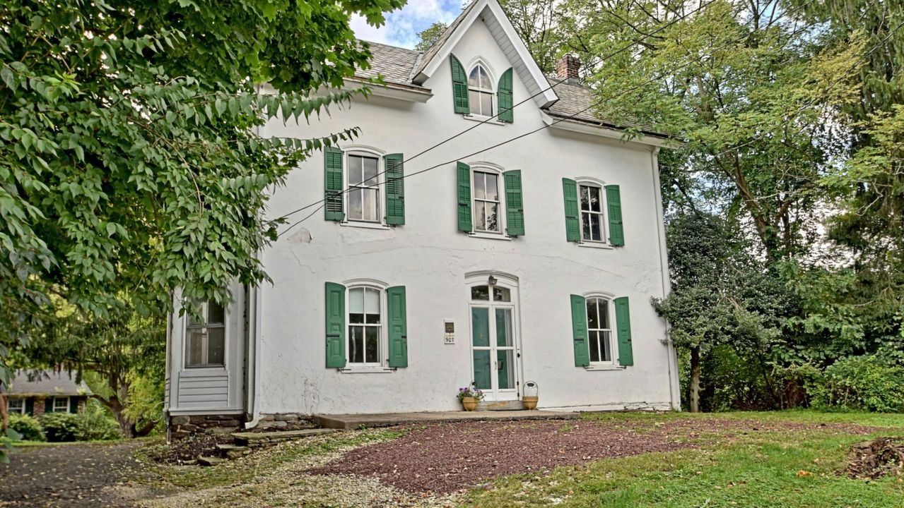 907 Bethlehem Pike, Flourtown, PA, 19038 Scene 1