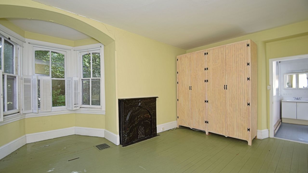 907 Bethlehem Pike, Flourtown, PA, 19038 Scene 2