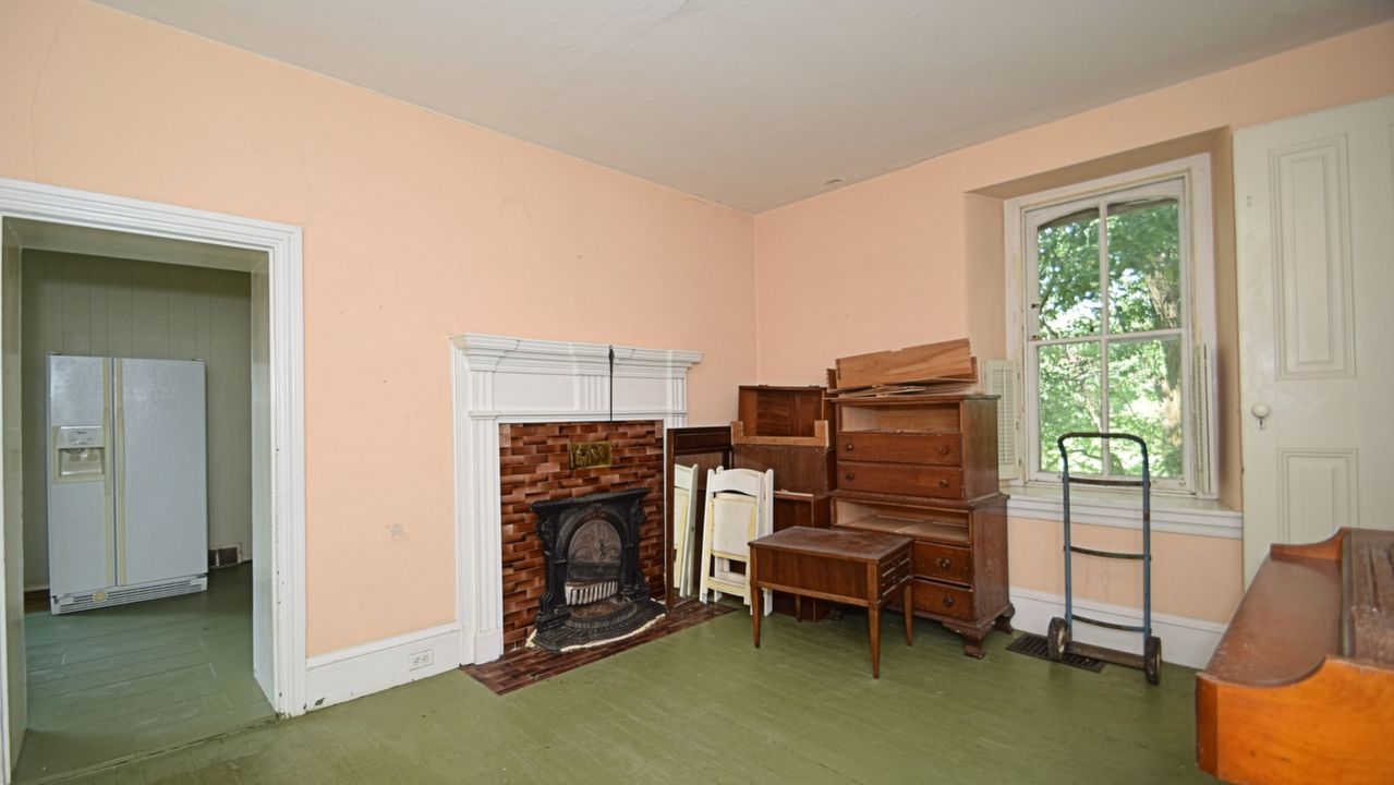 907 Bethlehem Pike, Flourtown, PA, 19038 Scene 3