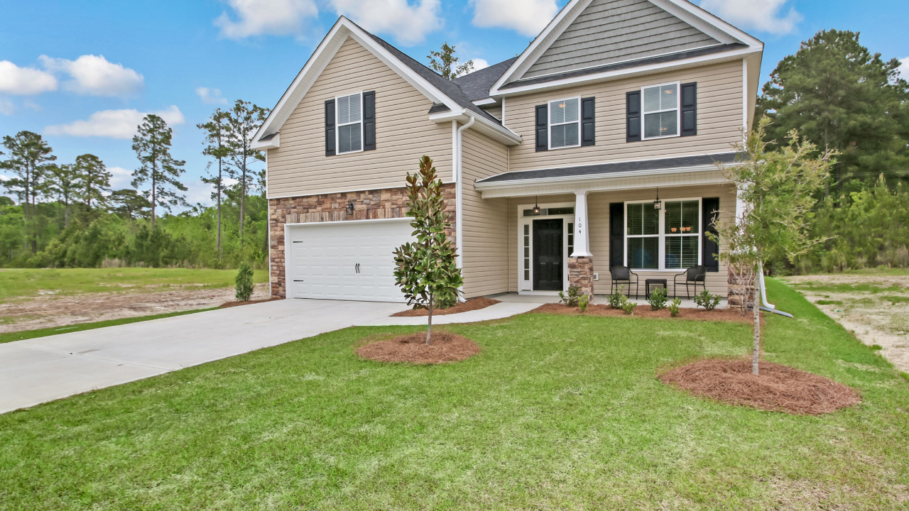 Welcome to 104 Laguna Way!
