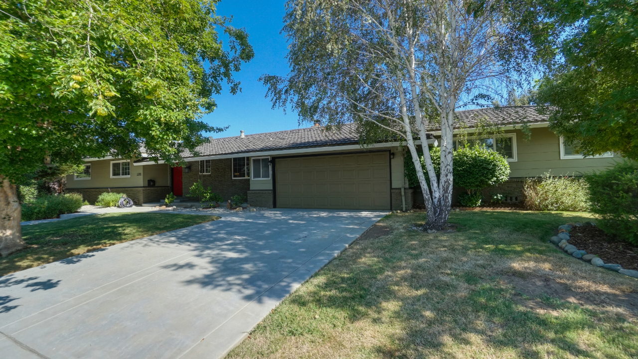 1201 58th Ave, Sacramento, CA, 95831 Scene 2