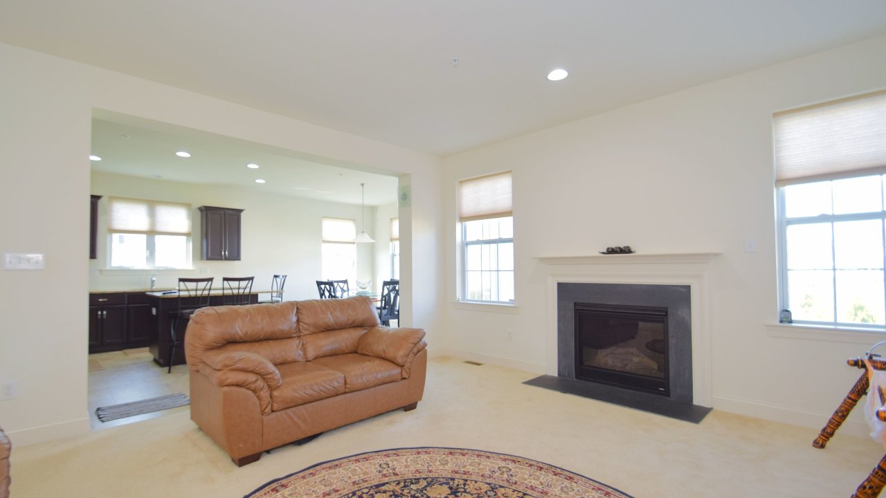 2006 Pleasant Valley Dr, Lansdale, PA, 19446 Scene 2