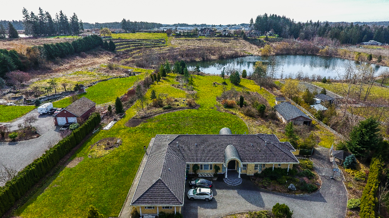 19110 42A AVENUE, Cloverdale, BC, V3S 0L6 Scene 2