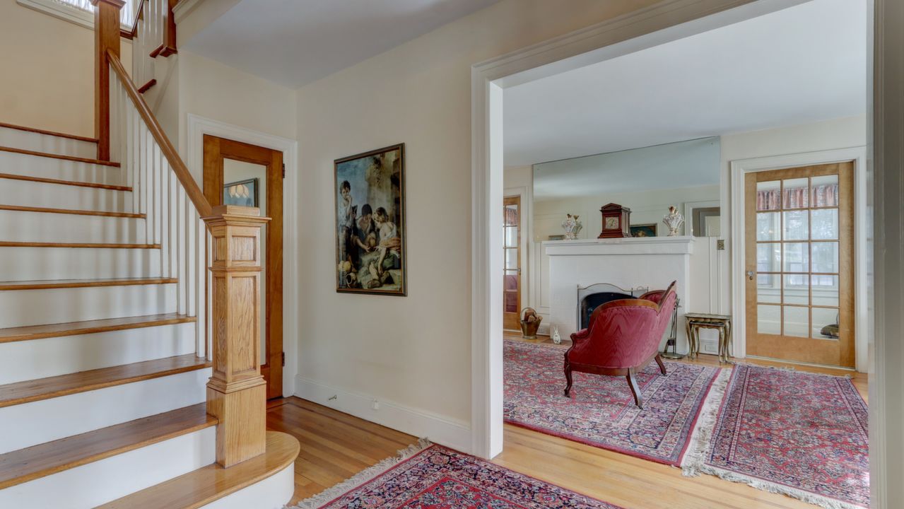 26-54 169th St, Flushng, NY, 11358 Scene 3