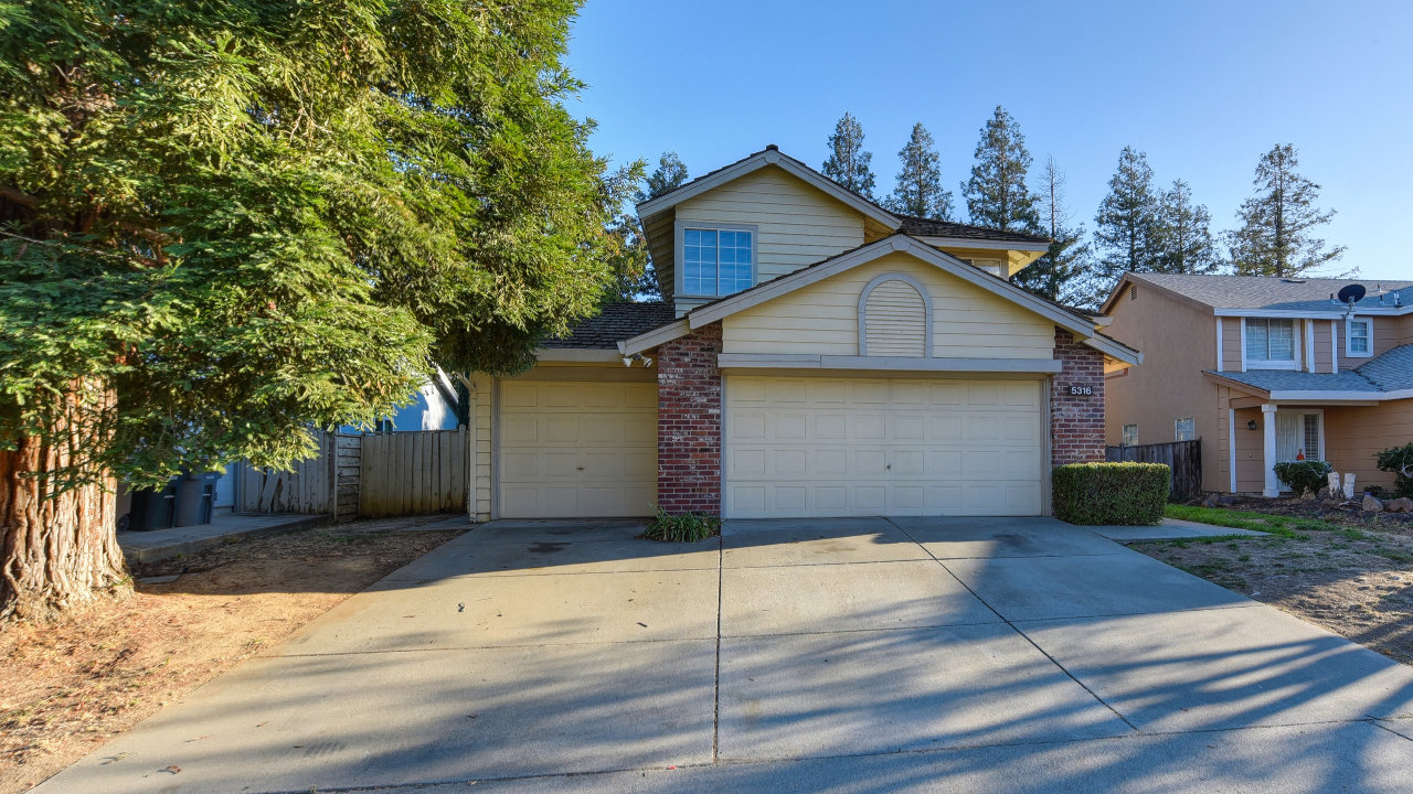 5316 Applehurst Way, Elk Grove, CA, 95758 Scene 1