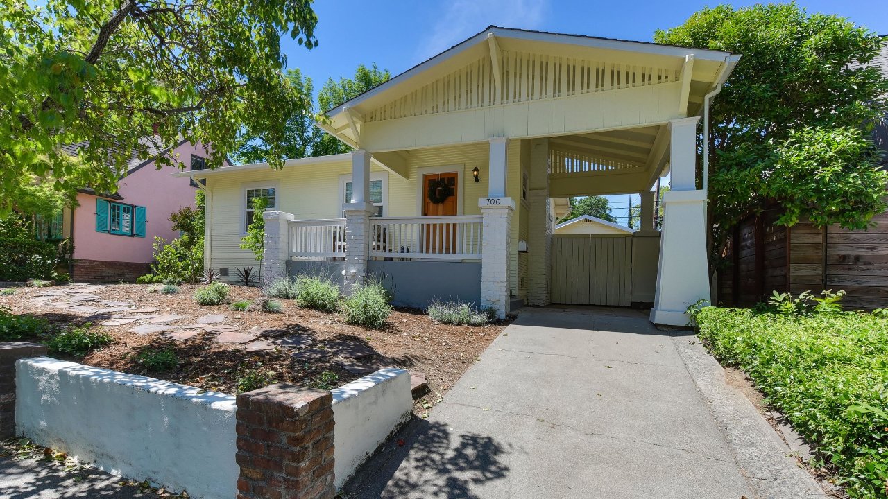 700 San Miguel Way, Sacramento, CA, 95819 Scene 1