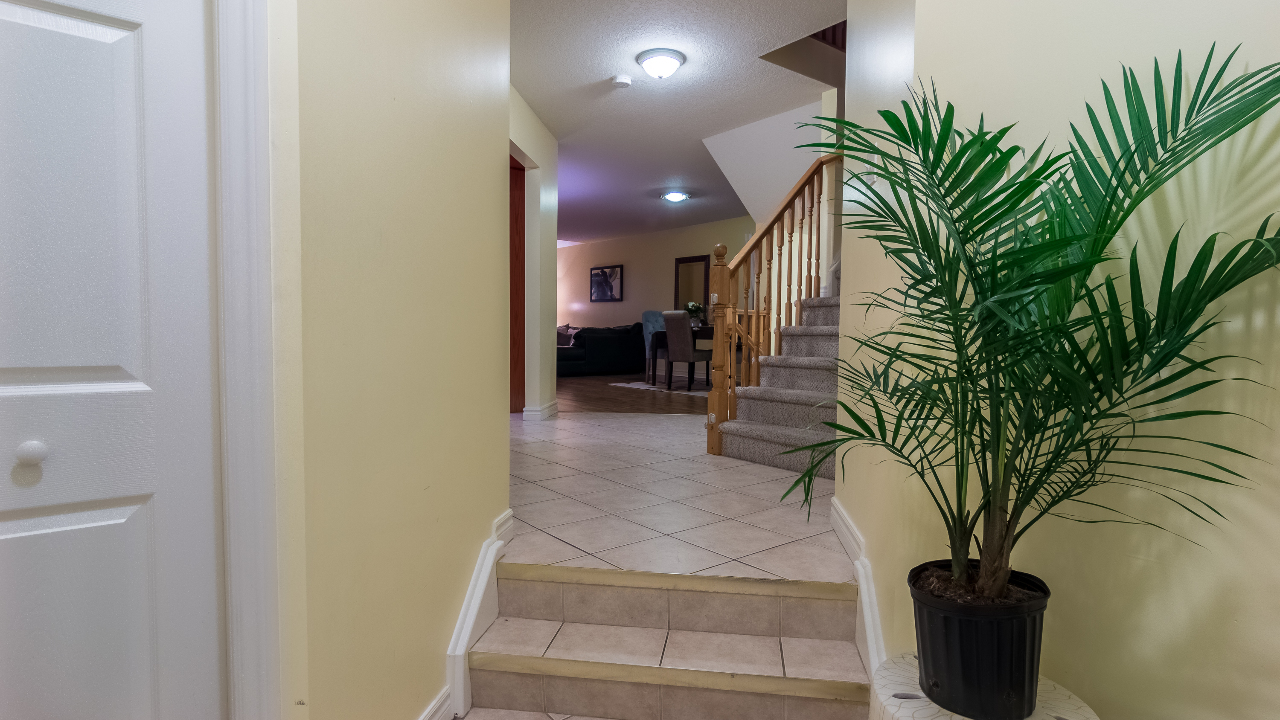 32 Lynch Cir., Guelph, ON, N1L1R5 Scene 4