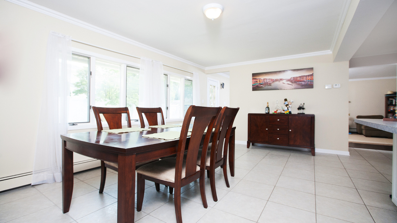 45 Wildflower Lane, Wantagh, NY, 11793 Scene 2