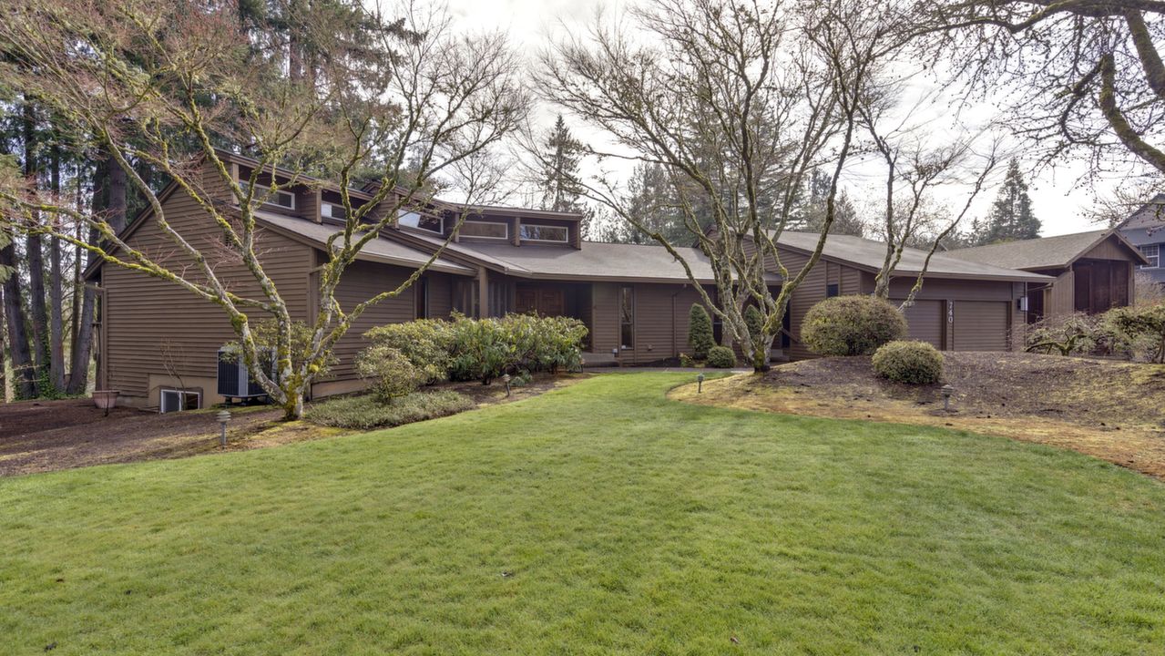 740 SE 24th Ave, Hillsboro, OR, 97123 Scene 3