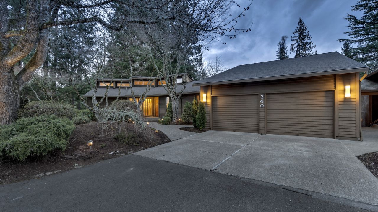 740 SE 24th Ave, Hillsboro, OR, 97123 Scene 4