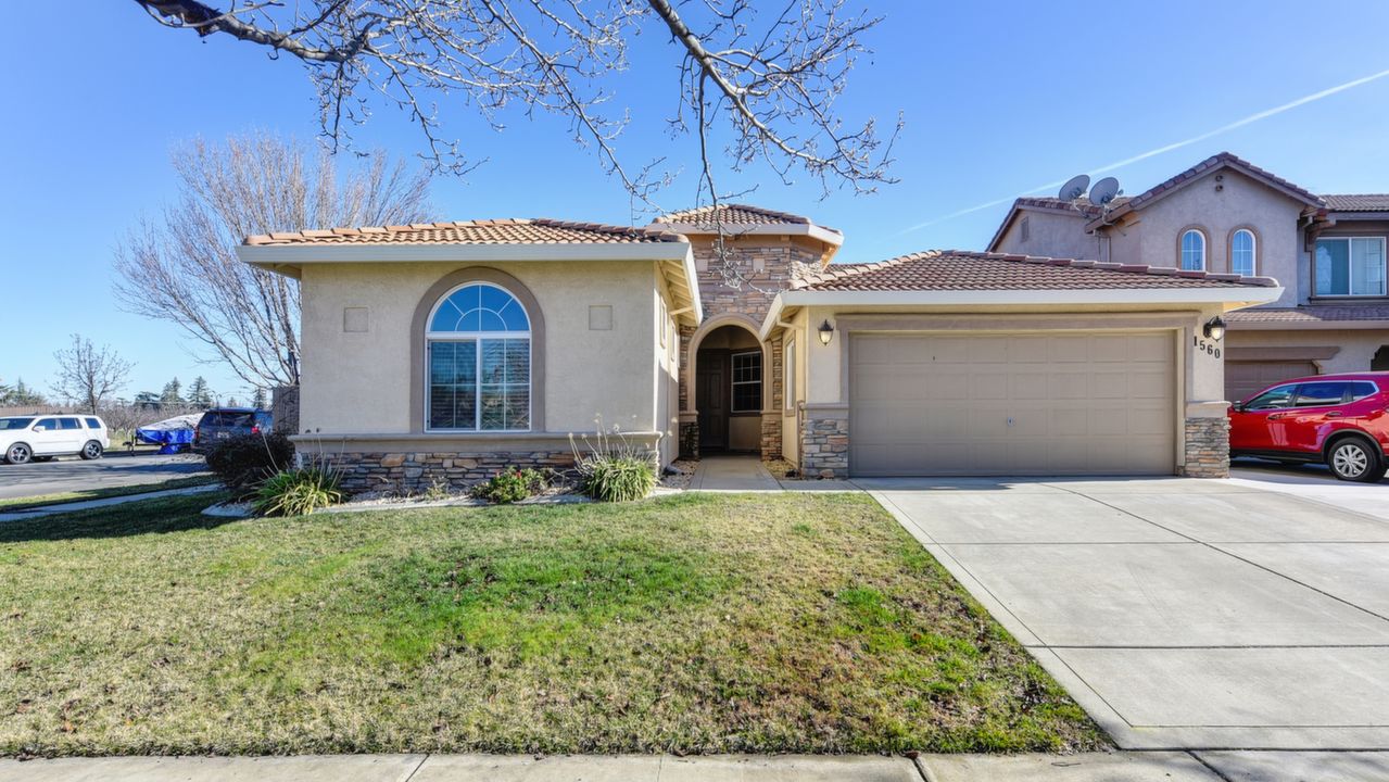 1560 Plum Court, Yuba City, CA, 95993 Scene 2