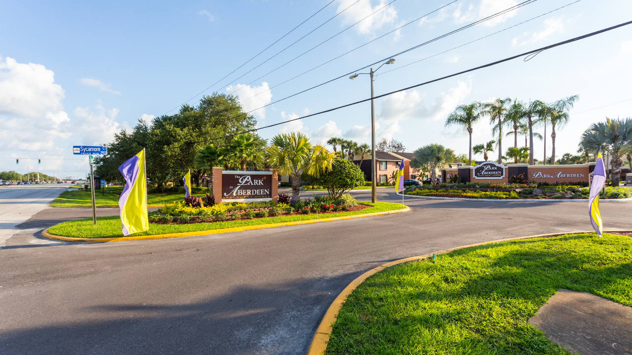 Entrance Sign 