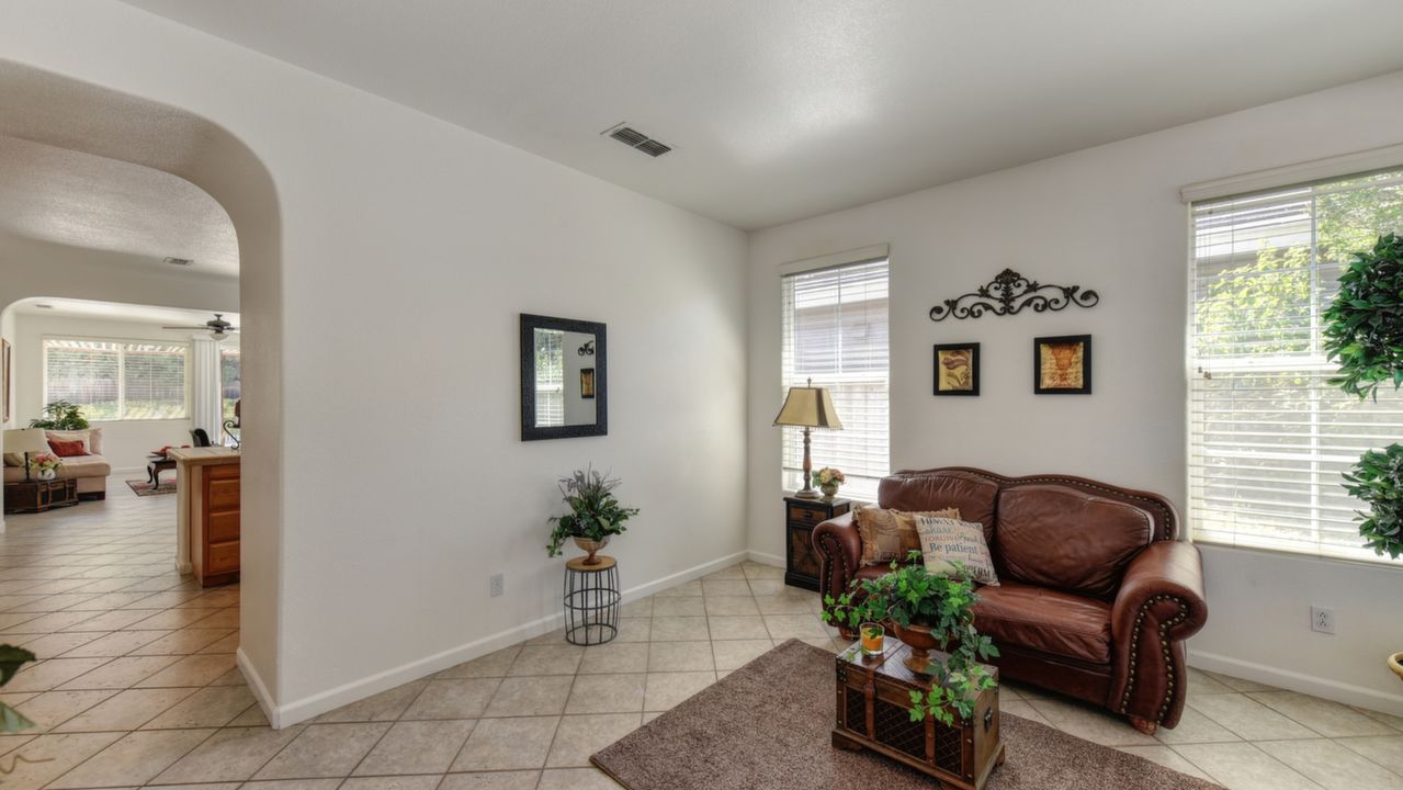 10189 Lofton Ct, Elk Grove, CA, 95757 Scene 4