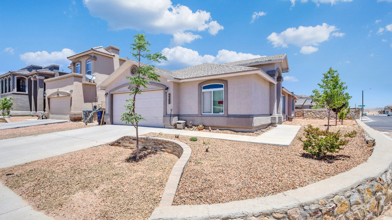 3300 Peruvian Paso, El Paso, TX, 79938 Scene 2