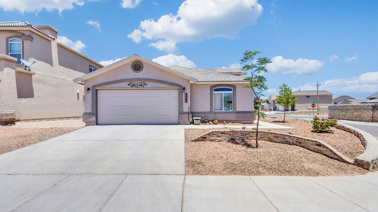 3300 Peruvian Paso, El Paso, TX, 79938 Scene 1