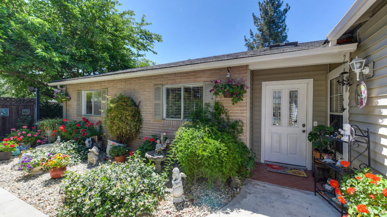 2729 Gunn Road, Carmichael, CA, 95608 Scene 3