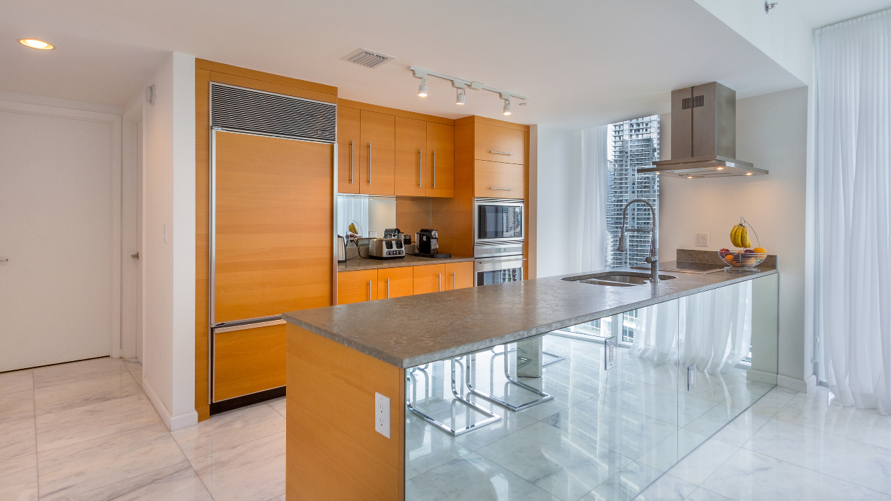 Icon-Brickell-Twr-1-#2810-11