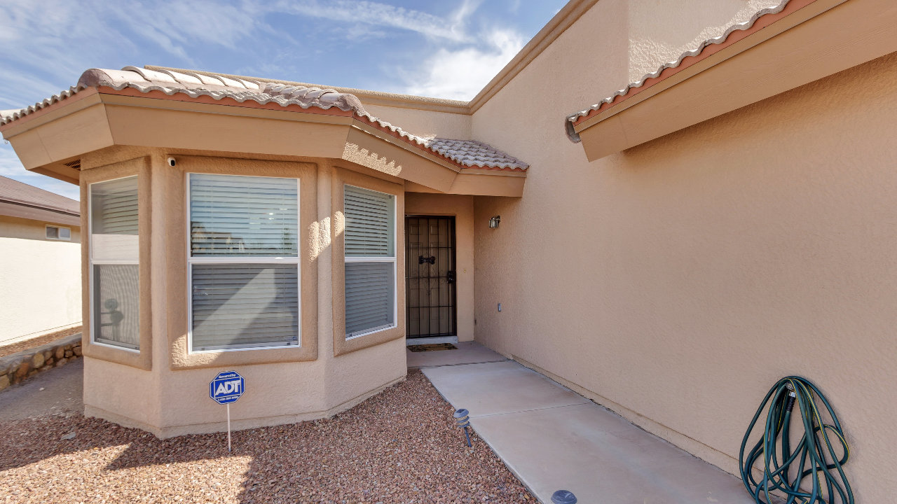 14195 Gil Reyes, El Paso, TX, 79938 Scene 4