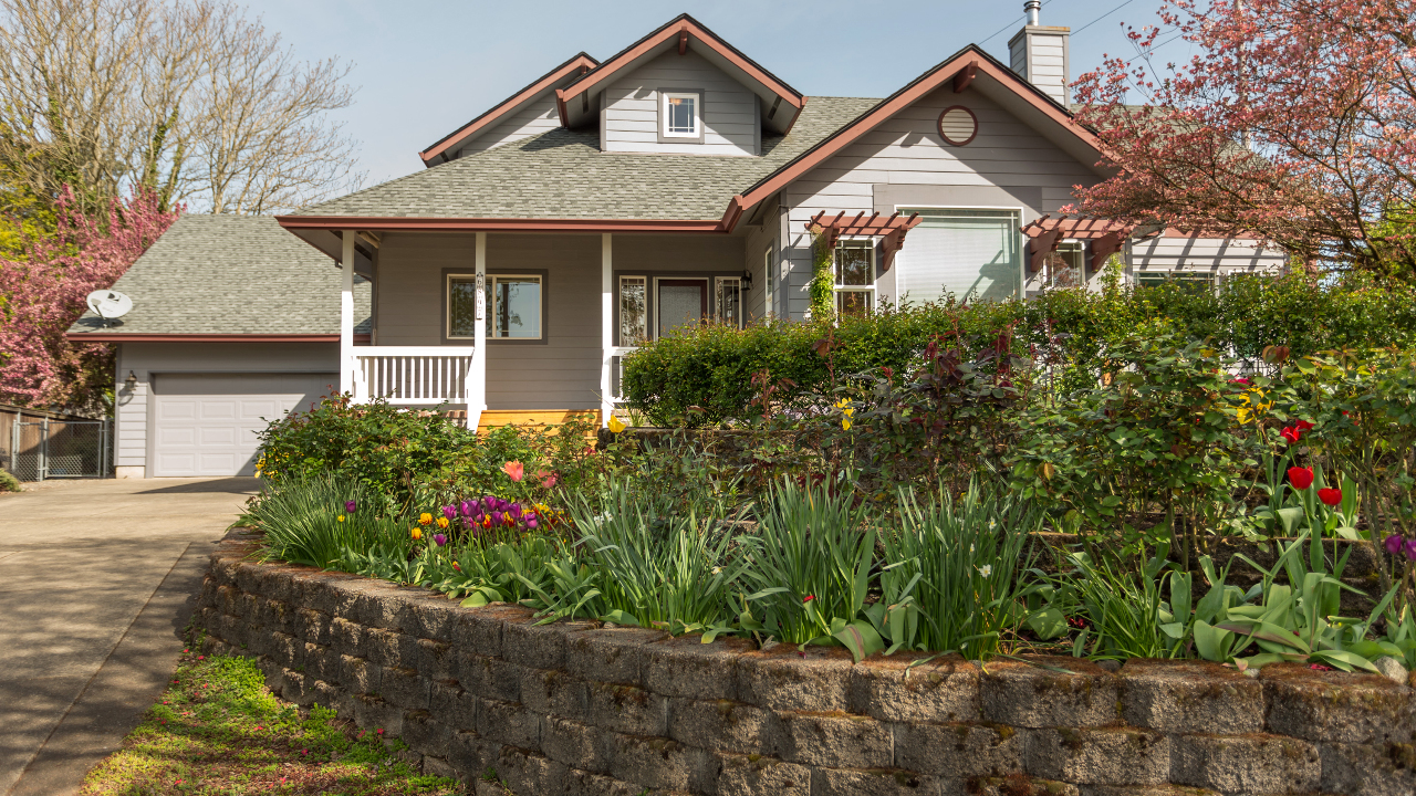 6897 SE Brigadoon St.,, Portland, OR, 97267 Scene 1