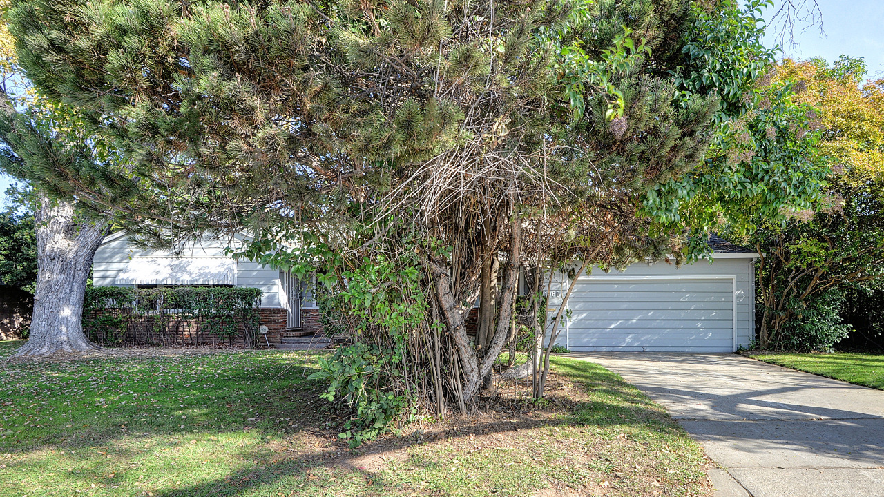 1060 Watt Ave, Sacramento, CA, 95864 Scene 1