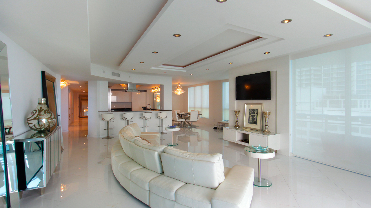 Diplomat-Residences-#1602-02