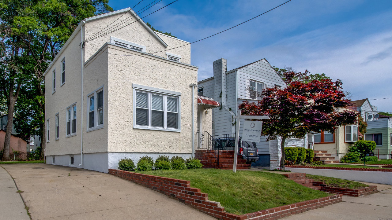 138-52 231st Street, Laurelton, NY, 11413 Scene 1