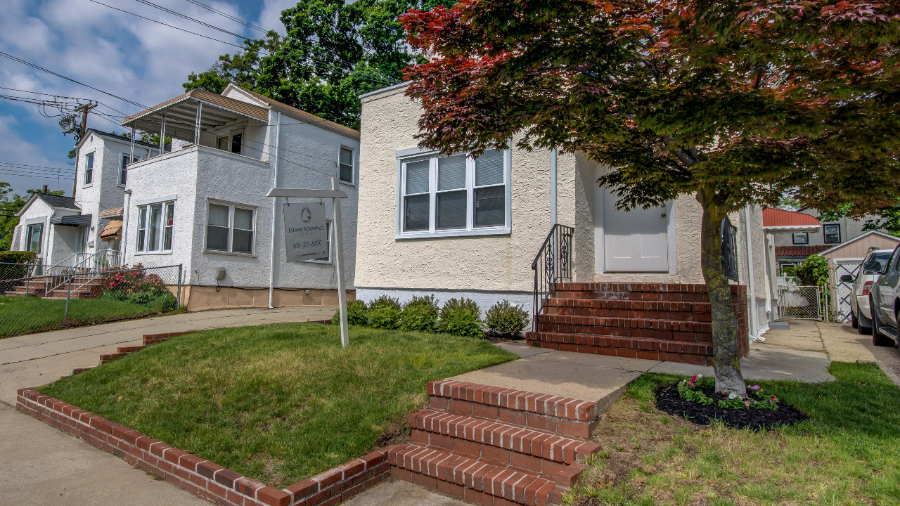 138-52 231st Street, Laurelton, NY, 11413 Scene 3