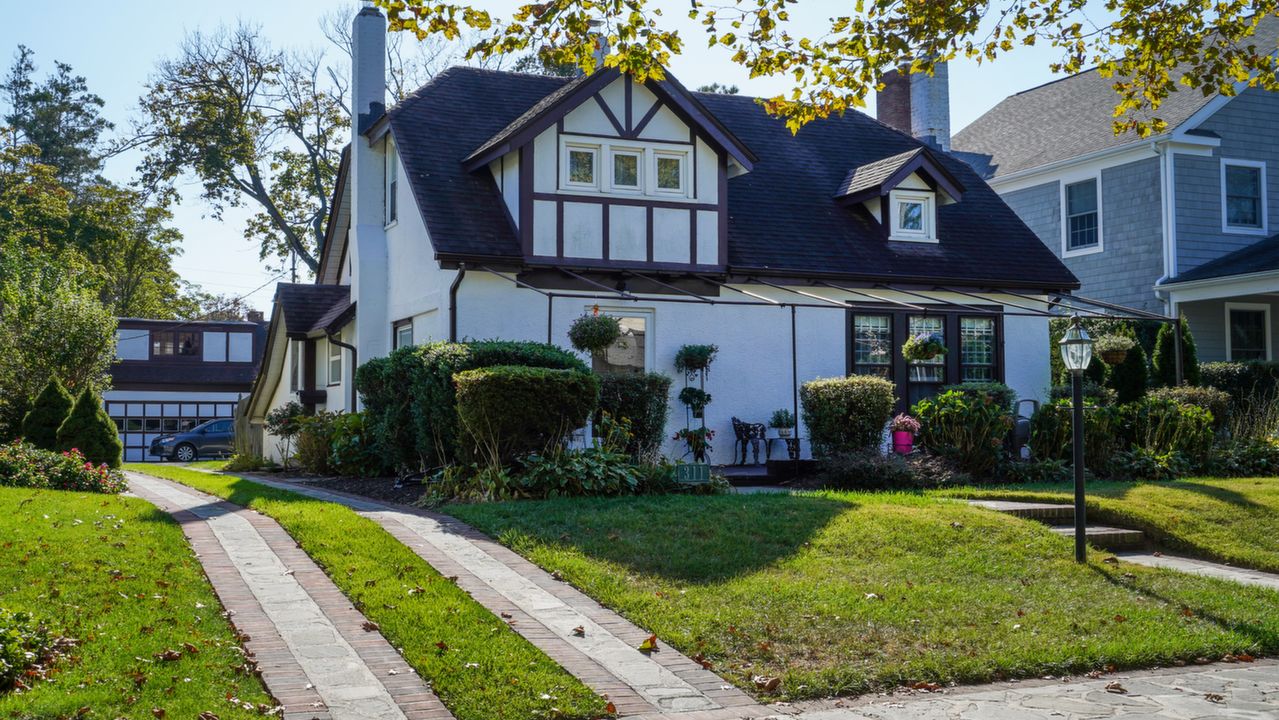 311 Monmouth Ave, Spring Lake, NJ, 07762 Scene 2