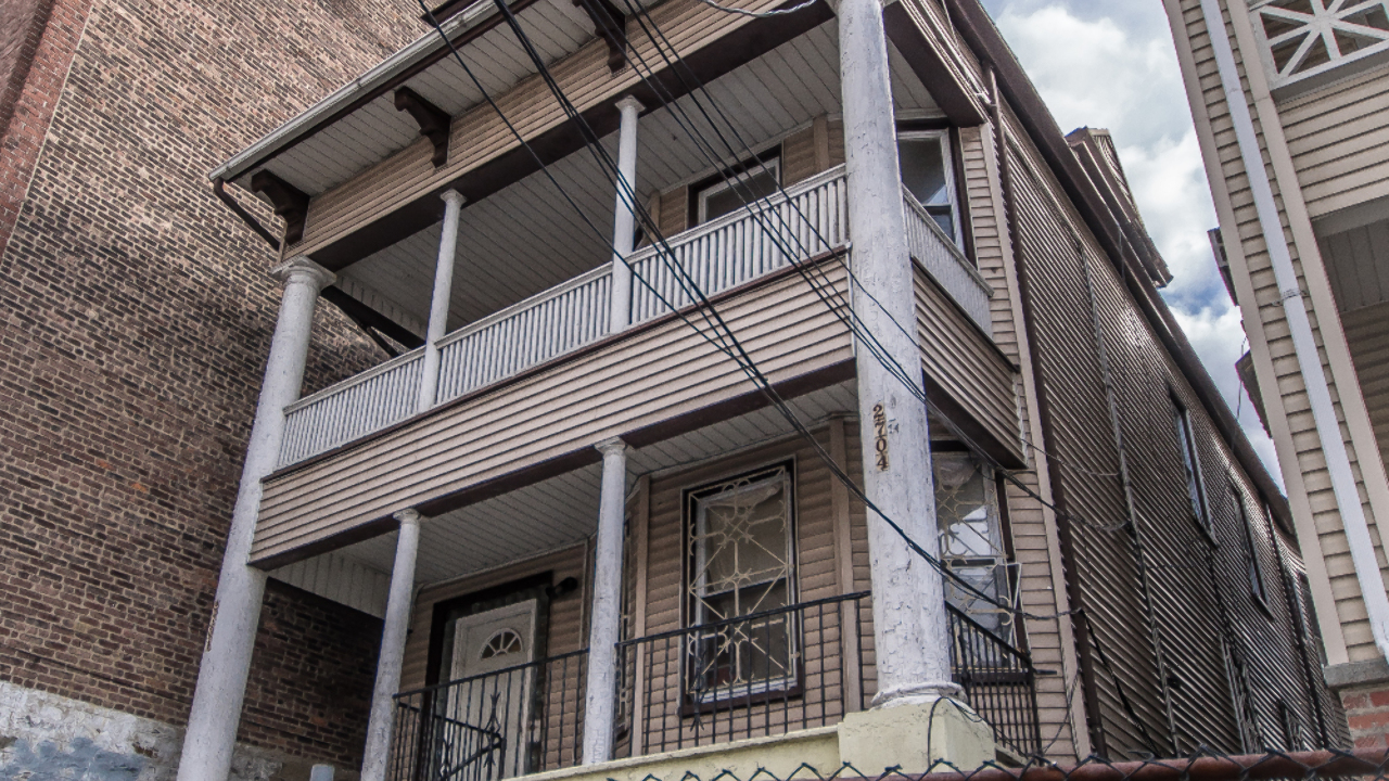 2704 Bainbridge Ave, Bronx, NY, 10458 Scene 4