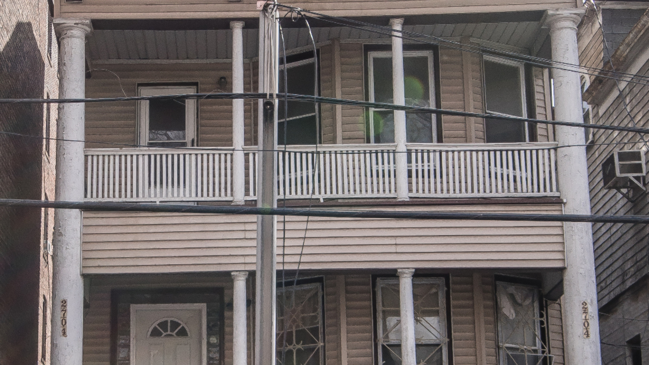 2704 Bainbridge Ave, Bronx, NY, 10458 Scene 2