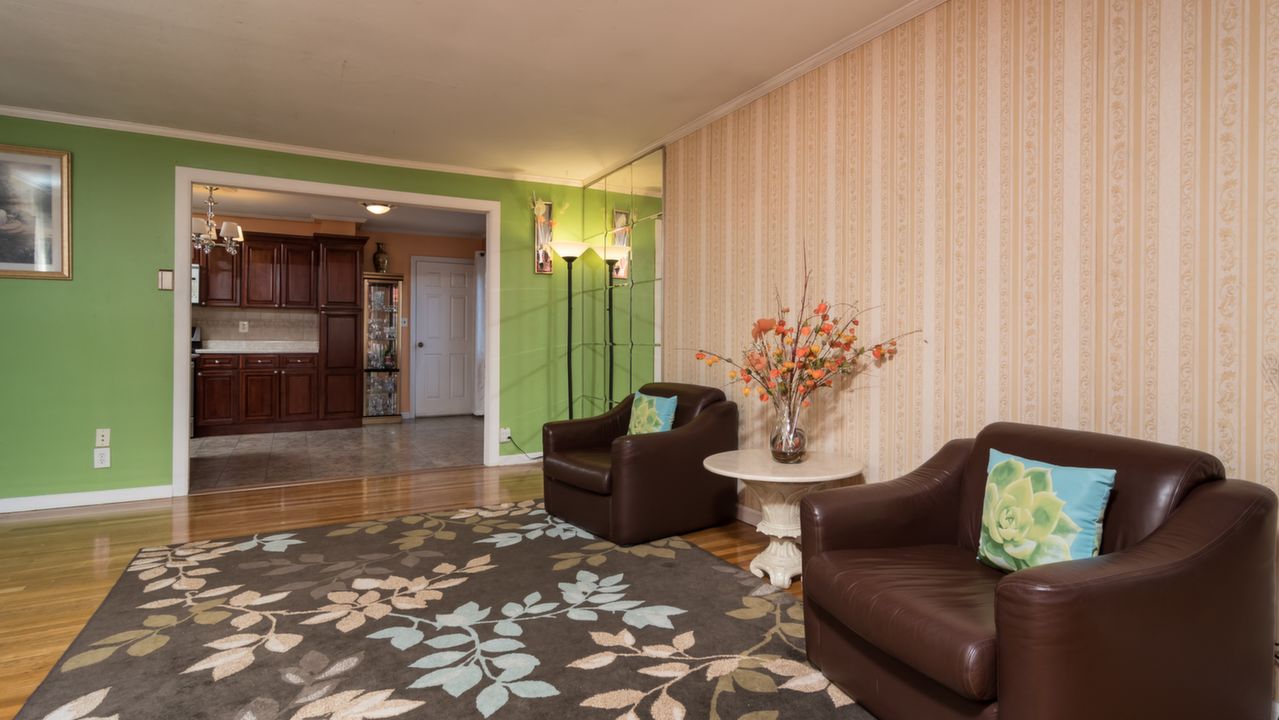 237 West Gates Avenue-104