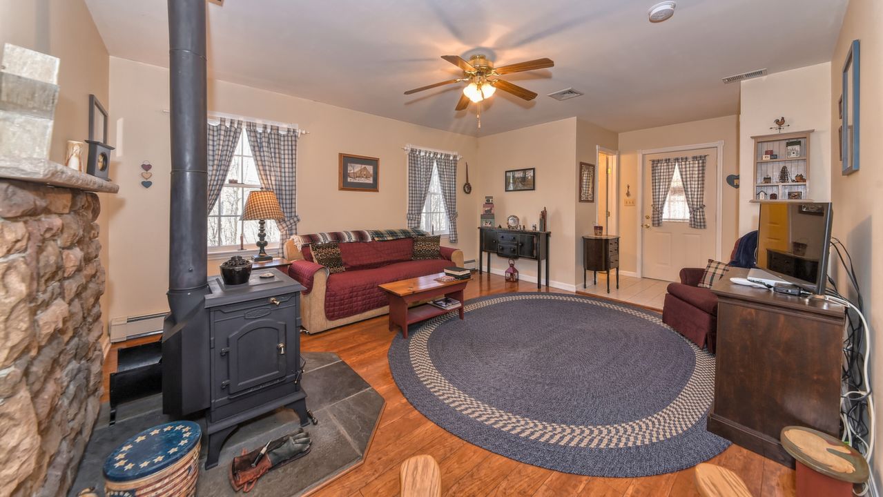 Living Room_2