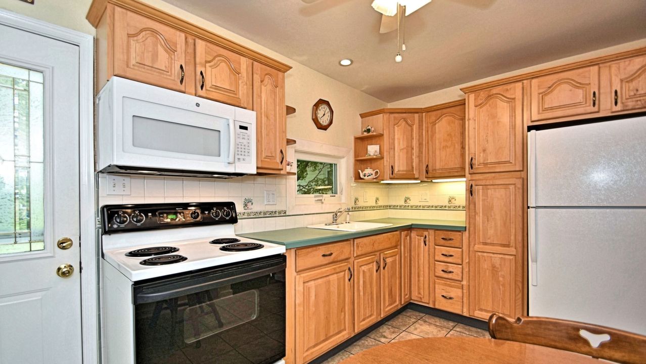 187 Acorn Dr, Warminster, PA, 18974 Scene 3