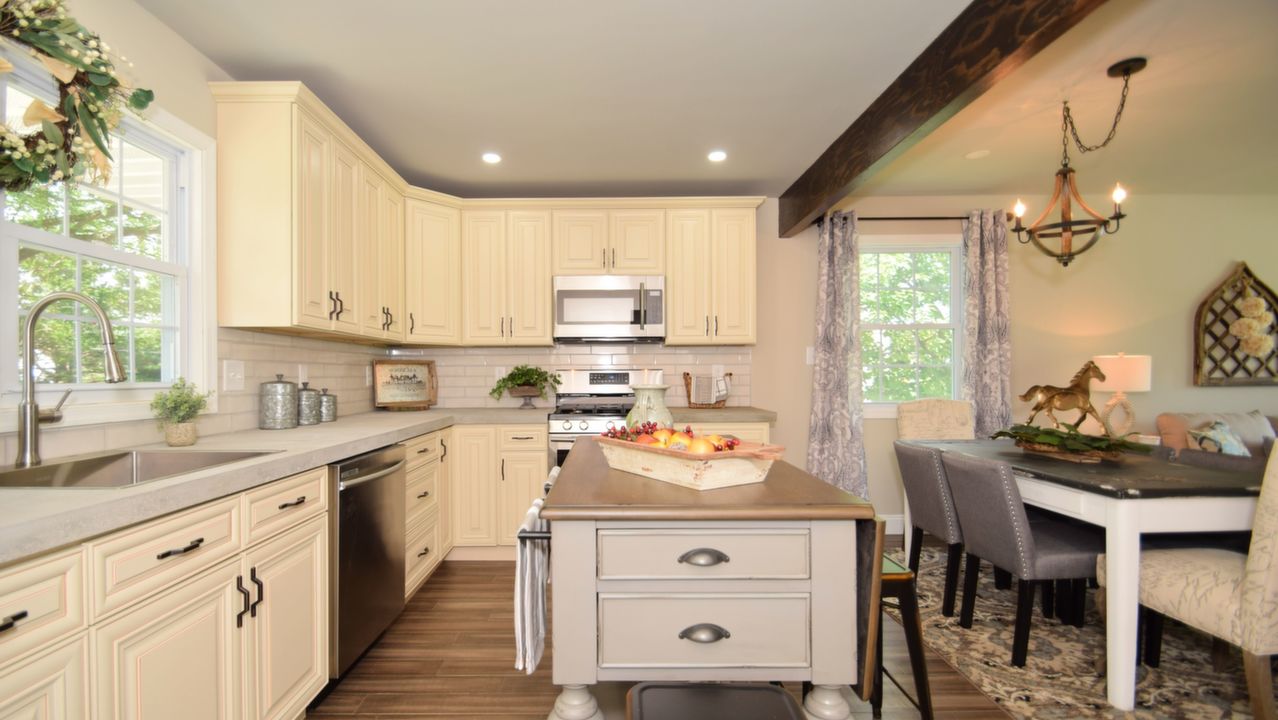 3516 Edgewater Ln, Brookhaven, PA, 19015 Scene 3