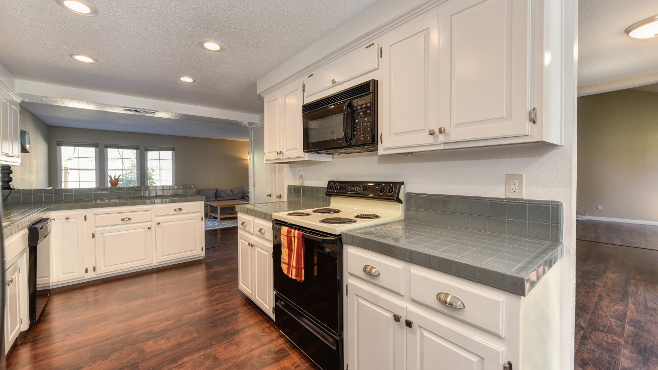 171 Portinao Cir., Sacramento, CA, 95831 Scene 3